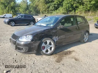 2008 Volkswagen GTI z VIN WVWFV71K88W227997, wystawiony jako Copart lot #70057544 z przebiegiem 95 044 mil mil oraz Szkoda całkowita • Salvage title. Historia ofert i sprzedaży dostępna na DreamBid. Obrazek 1.