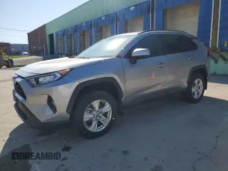 2021 Toyota RAV4 XLE with VIN 2T3W1RFV6MC152866, listed as a Copart auction lot 53529645 with 0 mi miles and Salvage Title. Bid and sale history available at carsss.com. Image 1.