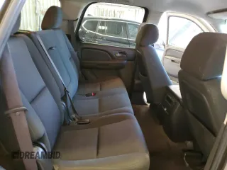 2012 Chevrolet Tahoe LS z VIN 1GNSCAE06CR318744, wystawiony jako Copart lot #46444455 z przebiegiem 194 651 mil mil oraz Czysty tytuł • Clean title. Historia ofert i sprzedaży dostępna na DreamBid. Obrazek 11.