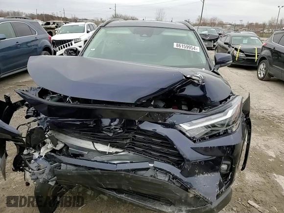 2025 Toyota RAV4 XLE Premium with VIN 2T3A1RFV6SW501627, listed as a Copart auction lot 86159954 with 220 mi miles and Salvage title. Bid and sale history available at DreamBid. Image 11.