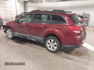 2011 Subaru Outback Premium z VIN 4S4BRBCC3B3337811, wystawiony jako IAAI lot #40992134 z przebiegiem 169 123 mil mil oraz . Historia ofert i sprzedaży dostępna na DreamBid. Obrazek 3.