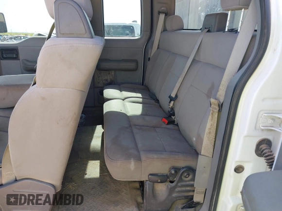 2005 Ford F-150 XLT with VIN 1FTPX14505NA67097, listed as a IAAI auction lot 42012449 with 192,258 mi miles. Bid and sale history available at carsss.com. Image 8.