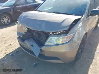 2011 Honda Odyssey EX-L with VIN 5FNRL5H69BB060271, listed as a IAAI auction lot 41872970 with 1 mi miles. Bid and sale history available at carsss.com. Image 6.
