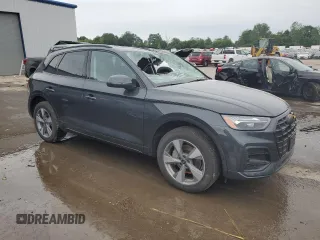 2025 Audi Q5 Premium Plus with VIN WA1BBAFY6S2009213, listed as a Copart auction lot 62832425 with 6,053 mi miles and Salvage title. Bid and sale history available at DreamBid. Image 4.