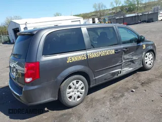 2017 Dodge Grand Caravan SE with VIN 2C4RDGBG6HR822561, listed as a IAAI auction lot 42133347 with 120,531 mi miles and . Bid and sale history available at DreamBid. Image 4.