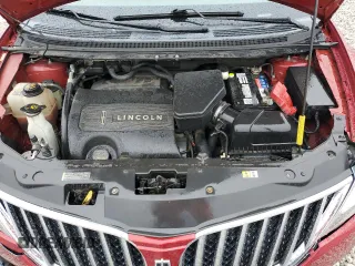 2013 Lincoln MKX z VIN 2LMDJ8JK6DBL01017, wystawiony jako Copart lot #58862985 z przebiegiem 216 753 mil mil oraz Szkoda całkowita • Salvage title. Historia ofert i sprzedaży dostępna na DreamBid. Obrazek 12.