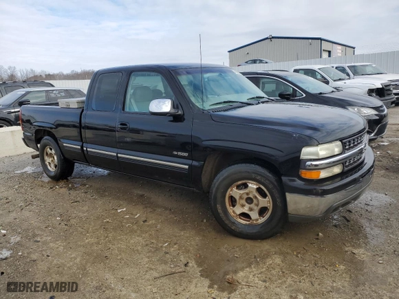 1999 Chevrolet Silverado 1500 LS with VIN 2GCEC19T3X1138386, listed as a Copart auction lot 41630275 with 124,217 mi miles and Salvage Title. Bid and sale history available at carsss.com. Image 4.