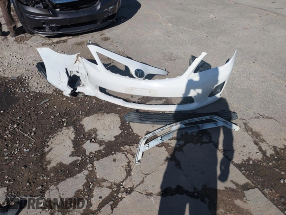 2013 Toyota Corolla L with VIN 2T1BU4EE3DC994115, listed as a Copart auction lot 53836525 with 164,962 mi miles and Salvage Title. Bid and sale history available at DreamBid. Image 12.
