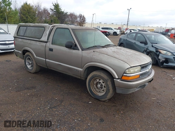 1998 Chevrolet S-10 with VIN 1GCCS1444WK249330, listed as a IAAI auction lot 41092372 with 1 mi miles. Bid and sale history available at carsss.com. Image 1.