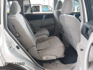 2013 Toyota Highlander with VIN 5TDZA3EH0DS043082, listed as a IAAI auction lot 41943547 with Not Provided miles and . Bid and sale history available at DreamBid. Image 8.