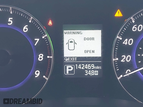 2016 Infiniti QX70 z VIN JN8CS1MW2GM752589, wystawiony jako IAAI lot #41826357 z przebiegiem 142 469 mil mil oraz . Historia ofert i sprzedaży dostępna na DreamBid. Obrazek 15.