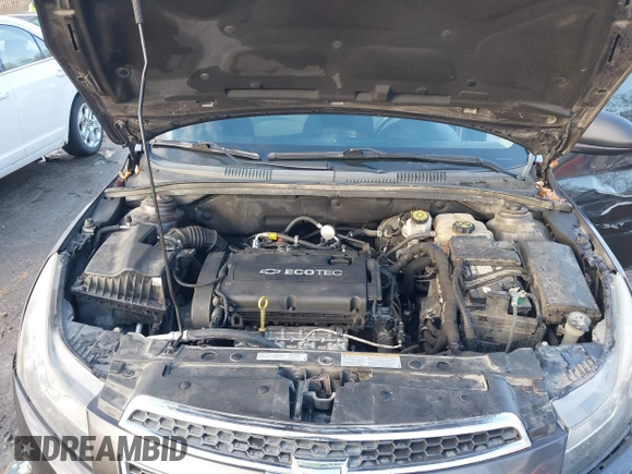 2014 Chevrolet Cruze LS with VIN 1G1PA5SH0E7150807, listed as a IAAI auction lot 41191261 with 180,428 mi miles and . Bid and sale history available at DreamBid. Image 10.