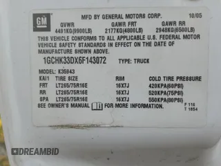 2006 Chevrolet Silverado 3500 SRW Wrk Trk with VIN 1GCHK33DX6F143072, listed as a Copart auction lot 47038915 with 295,279 mi miles and Salvage Title. Bid and sale history available at carsss.com. Image 13.