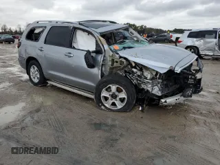 2018 Toyota Sequoia SR5 with VIN 5TDBY5G13JS159526, listed as a Copart auction lot 42438175 with 134,718 mi miles and Salvage Title. Bid and sale history available at carsss.com. Image 4.