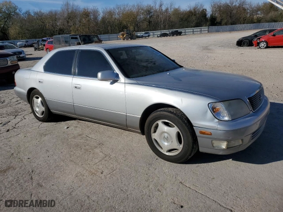 2000 Lexus LS 400 with VIN JT8BH28F3Y0170580, listed as a Copart auction lot 80991694 with 174,041 mi miles and Salvage Title. Bid and sale history available at carsss.com. Image 4.