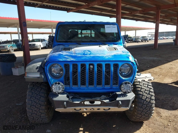 2021 Jeep Gladiator Rubicon with VIN 1C6JJTBGXML516164, listed as a IAAI auction lot 41837544 with 48,197 mi miles. Bid and sale history available at carsss.com. Image 11.
