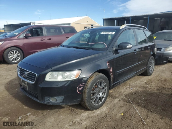 2008 Volvo V50 2.5T R-Design with VIN YV1MJ672X82396604, listed as a Copart auction lot 43083015 with 148,791 mi miles and Salvage Title. Bid and sale history available at carsss.com. Image 1.