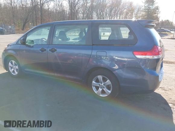 2014 Toyota Sienna L with VIN 5TDZK3DC0ES413970, listed as a IAAI auction lot 40870422 with 138,589 mi miles. Bid and sale history available at carsss.com. Image 14.
