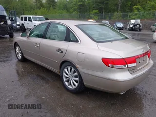 2006 Hyundai Azera SE с VIN KMHFC46F76A134958, выставлен на аукционе IAAI как лот 42314943 с пробегом 206 745 миль миль и . История ставок и продаж доступна на DreamBid. Изображение 3.