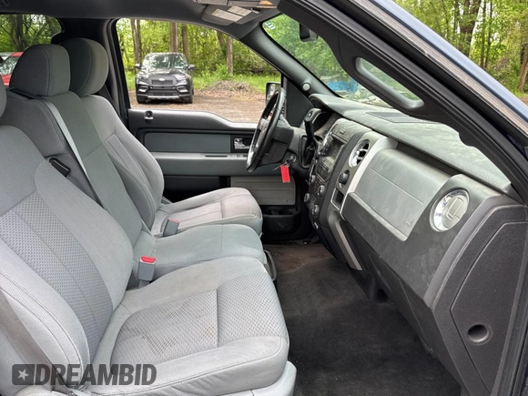 2014 Ford F-150 XL with VIN 1FTFW1ET9EFB16013, listed as a Copart auction lot 55620795 with 231,203 mi miles and Clean Title. Bid and sale history available at carsss.com. Image 5.