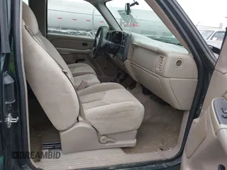 2006 Chevrolet Silverado 1500 LT1 with VIN 1GCEK19V36Z269098, listed as a IAAI auction lot 41949649 with 286,007 mi miles. Bid and sale history available at carsss.com. Image 5.