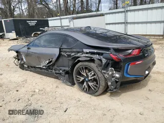 2015 BMW i8 z VIN WBY2Z2C52FV391003, wystawiony jako Copart lot #49772875 z przebiegiem Nie podano mil oraz Szkoda całkowita • Salvage title. Historia ofert i sprzedaży dostępna na DreamBid. Obrazek 2.