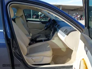 2012 Volkswagen Passat SE w/Sunroof with VIN 1VWBH7A35CC077207, listed as a IAAI auction lot 41351317 with 136,904 mi miles. Bid and sale history available at carsss.com. Image 5.