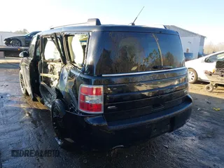2015 Ford Flex SEL with VIN 2FMGK5C8XFBA20847, listed as a IAAI auction lot 41353067 with 154,884 mi miles. Bid and sale history available at carsss.com. Image 3.