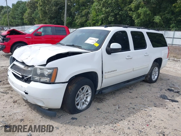 2014 Chevrolet Suburban LT with VIN 1GNSCJE08ER185472, listed as a IAAI auction lot 39849223 with 198,853 mi miles. Bid and sale history available at carsss.com. Image 17.