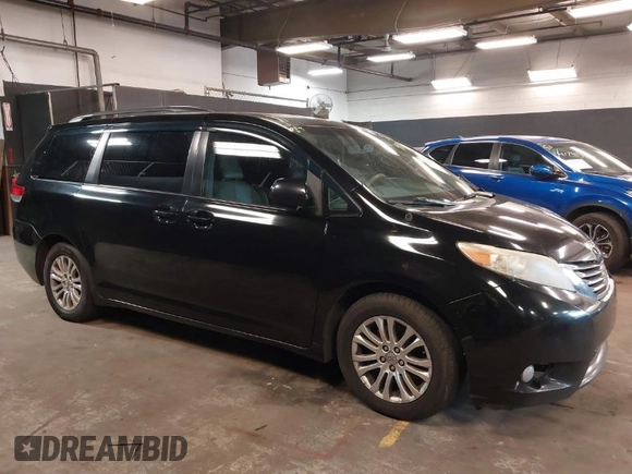 2012 Toyota Sienna XLE AAS with VIN 5TDYK3DCXCS208178, listed as a IAAI auction lot 41788262 with 329,823 mi miles and . Bid and sale history available at carsss.com. Image 1.