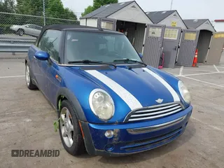 2006 MINI Convertible with VIN WMWRF33566TF65679, listed as a IAAI auction lot 42288864 with 119,884 mi miles and . Bid and sale history available at DreamBid. Image 1.