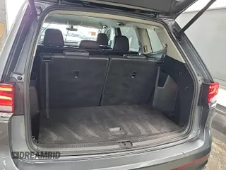 2023 Volkswagen Atlas SE z VIN 1V2HR2CA5PC526012, wystawiony jako IAAI lot #42796408 z przebiegiem 41 216 mil mil oraz . Historia ofert i sprzedaży dostępna na DreamBid. Obrazek 31.