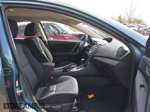 2010 Mazda 3 i SV with VIN JM1BL1SF2A1122197, listed as a IAAI auction lot 41887777 with 58,936 mi miles and . Bid and sale history available at DreamBid. Image 5.