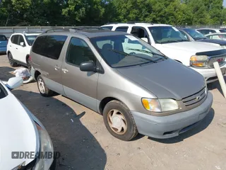 2001 Toyota Sienna LE with VIN 4T3ZF13C21U393028, listed as a IAAI auction lot 42644449 with 193,731 mi miles and . Bid and sale history available at DreamBid. Image 1.