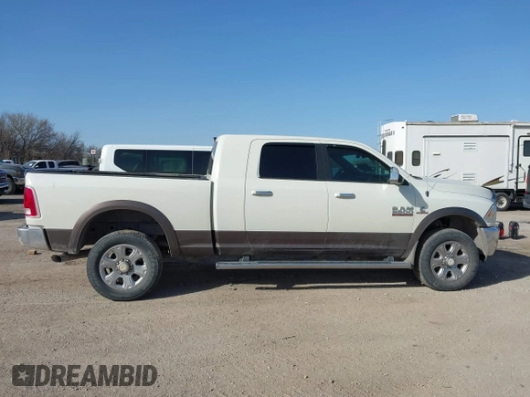 2018 Ram 2500 Laramie with VIN 3C6UR5NL0JG370294, listed as a IAAI auction lot 41637107 with 153,041 mi miles. Bid and sale history available at carsss.com. Image 13.