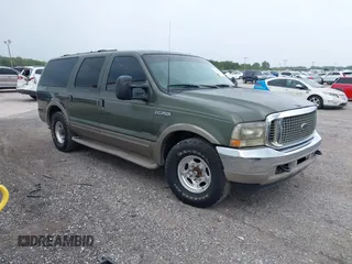 2001 Ford Excursion Limited z VIN 1FMNU42F11EB75196, wystawiony jako IAAI lot #42492604 z przebiegiem 133 202 mil mil oraz . Historia ofert i sprzedaży dostępna na DreamBid. Obrazek 1.