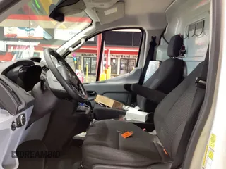 2015 Ford Transit Cargo z VIN 1FTNR1ZM7FKA44971, wystawiony jako IAAI lot #42485911 z przebiegiem 140 845 mil mil oraz . Historia ofert i sprzedaży dostępna na DreamBid. Obrazek 1.