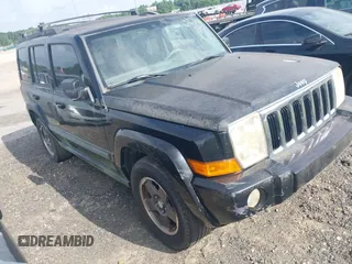 2008 Jeep Commander Sport с VIN 1J8HH48K28C155502, выставлен на аукционе IAAI как лот 42641440 с пробегом 241 491 миль миль и . История ставок и продаж доступна на DreamBid. Изображение 1.