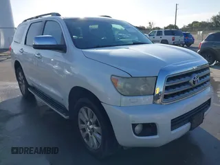 2008 Toyota Sequoia Platinum with VIN 5TDZY67A78S007926, listed as a IAAI auction lot 41809919 with 291,351 mi miles. Bid and sale history available at carsss.com. Image 1.