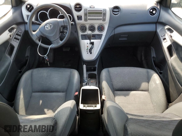 2010 Toyota Matrix z VIN 2T1KU4EE7AC475743, wystawiony jako Copart lot #49216945 z przebiegiem Nie podano mil oraz Czysty tytuł • Clean title. Historia ofert i sprzedaży dostępna na DreamBid. Obrazek 8.