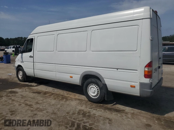 2006 Freightliner Sprinter z VIN WDYPD744965964511, wystawiony jako Copart lot #57107925 z przebiegiem 313 895 mil mil oraz Tytuł czysty. Historia ofert i sprzedaży dostępna na DreamBid. Obrazek 2.