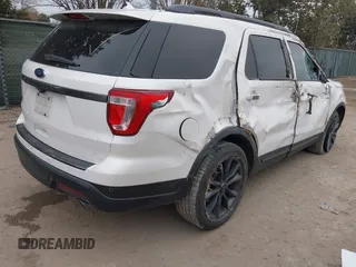 2018 Ford Explorer XLT with VIN 1FM5K7D86JGB29969, listed as a IAAI auction lot 41335917 with 63,253 mi miles and . Bid and sale history available at DreamBid. Image 4.