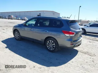 2015 Nissan Pathfinder Platinum with VIN 5N1AR2MM5FC684212, listed as a IAAI auction lot 41832912 with 157,465 mi miles and . Bid and sale history available at DreamBid. Image 3.