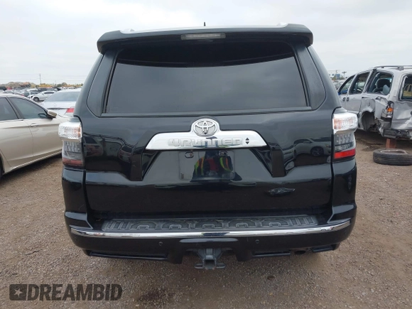 2018 Toyota 4Runner SR5 with VIN JTEBU5JR5J5599114, listed as a IAAI auction lot 42086700 with 111,376 mi miles and . Bid and sale history available at DreamBid. Image 17.