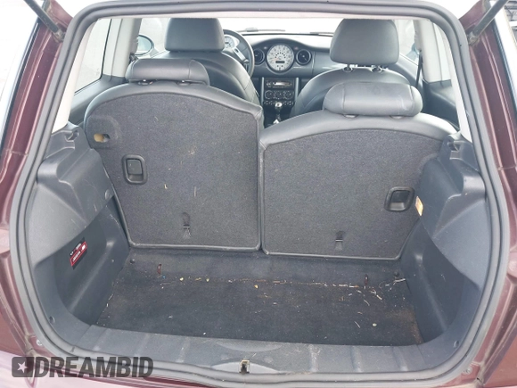 2003 MINI Hardtop with VIN WMWRC33493TC45557, listed as a IAAI auction lot 41868476 with 114,848 mi miles and . Bid and sale history available at DreamBid. Image 18.