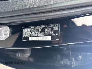 2019 Volvo XC40 R-Design z VIN YV4162UM7K2078081, wystawiony jako IAAI lot #41808014 z przebiegiem 204 223 mil mil oraz . Historia ofert i sprzedaży dostępna na DreamBid. Obrazek 9.
