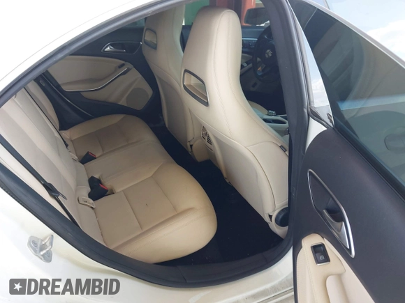 2016 Mercedes-Benz CLA 250 z VIN WDDSJ4EB6GN324399, wystawiony jako IAAI lot #42144858 z przebiegiem 100 019 mil mil oraz . Historia ofert i sprzedaży dostępna na DreamBid. Obrazek 8.