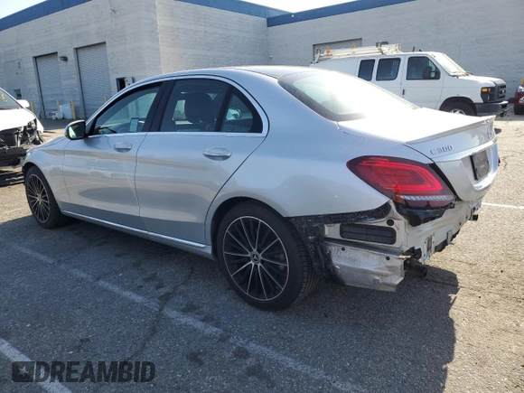 2019 Mercedes-Benz C 300 with VIN 55SWF8DB5KU316936, listed as a Copart auction lot 57279155 with 31,329 mi miles and Salvage title. Bid and sale history available at DreamBid. Image 2.