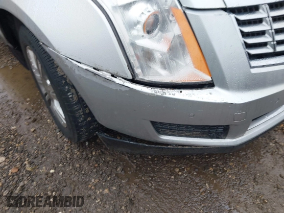 2013 Cadillac SRX Luxury Collection with VIN 3GYFNGE32DS610269, listed as a IAAI auction lot 41607174 with 150,348 mi miles. Bid and sale history available at carsss.com. Image 17.