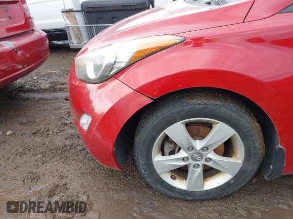 2013 Hyundai Elantra GLS с VIN KMHDH4AE6DU945363, выставлен на аукционе IAAI как лот 42333573 с пробегом 123 417 миль миль и . История ставок и продаж доступна на DreamBid. Изображение 12.